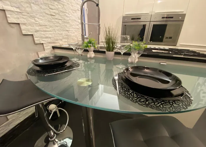 Luxury Design Apartment Rom